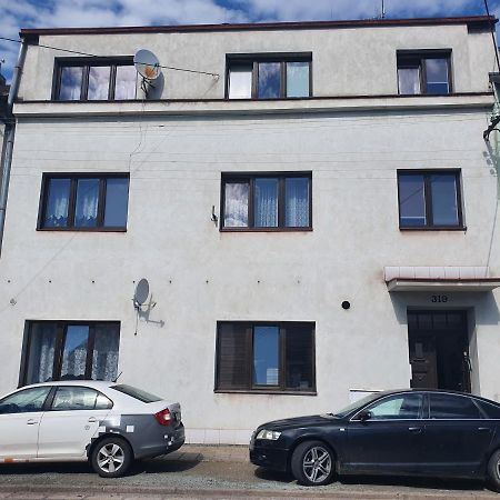 Appartamento Apartmán BESEDA Velke Porici Esterno foto